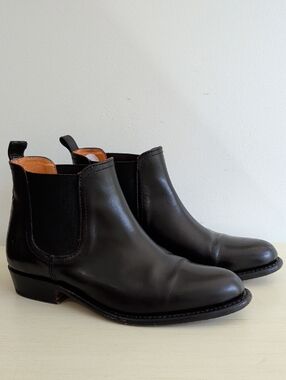 Frye Black Leather Chelsea Boots Size 5